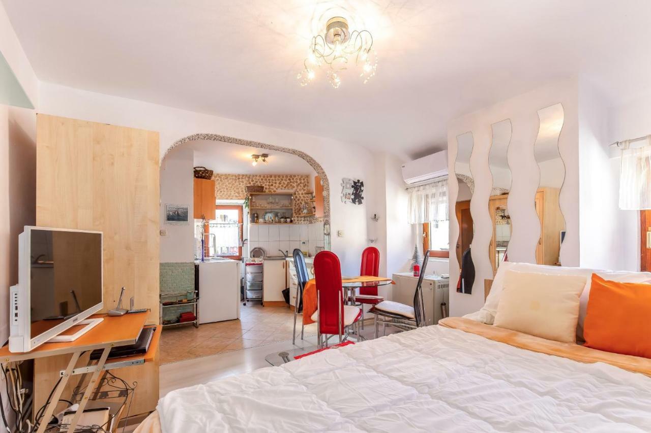 Studio-Apartman Dejan Бакар Экстерьер фото