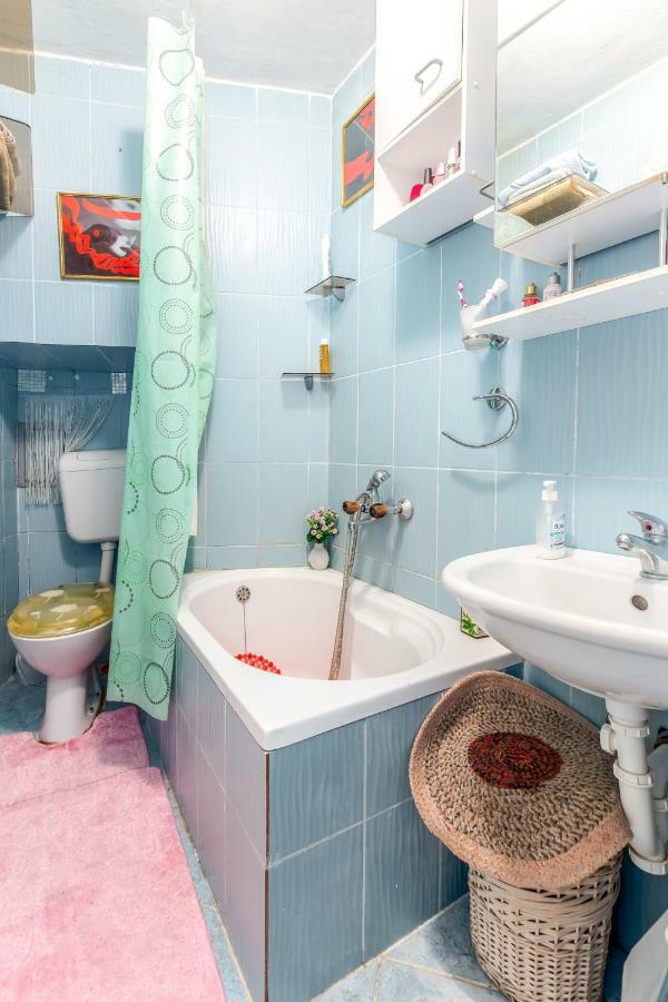 Studio-Apartman Dejan Бакар Экстерьер фото